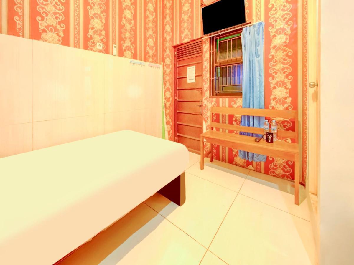 מאלאנג Oyo Life 3103 Opo Homestay & Kost מראה חיצוני תמונה
