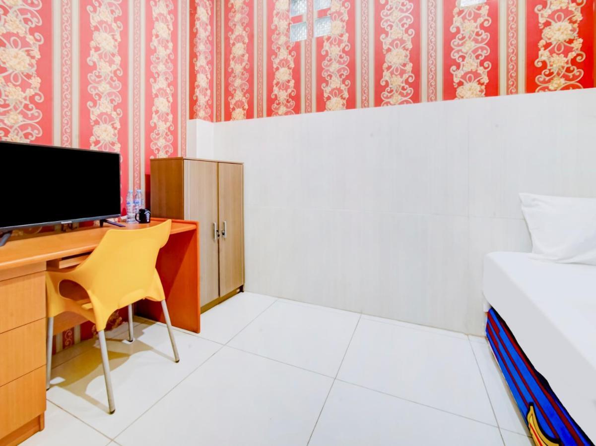 מאלאנג Oyo Life 3103 Opo Homestay & Kost מראה חיצוני תמונה