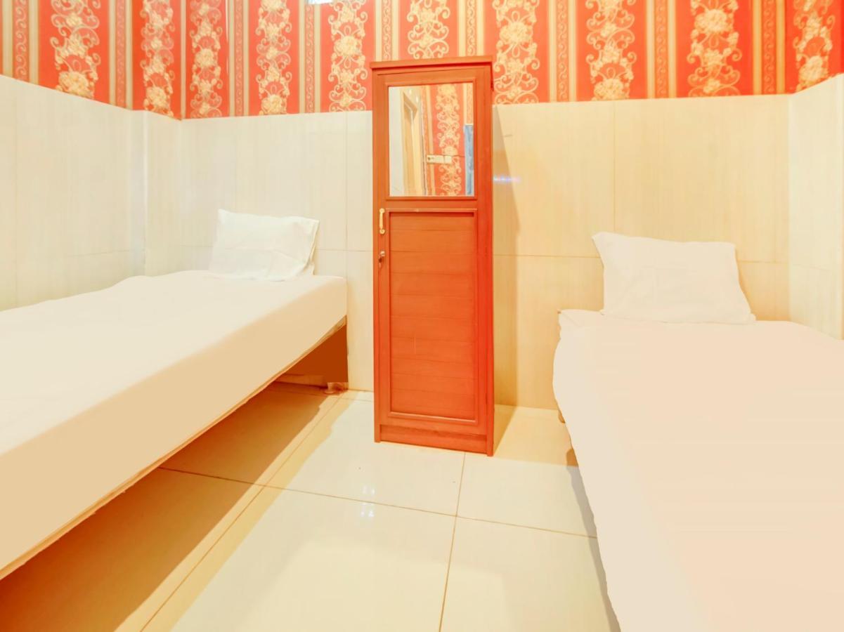 מאלאנג Oyo Life 3103 Opo Homestay & Kost מראה חיצוני תמונה
