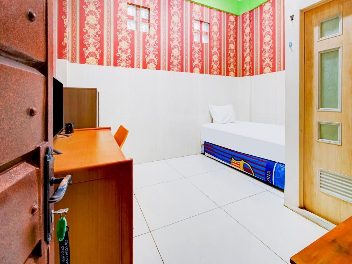 מאלאנג Oyo Life 3103 Opo Homestay & Kost מראה חיצוני תמונה