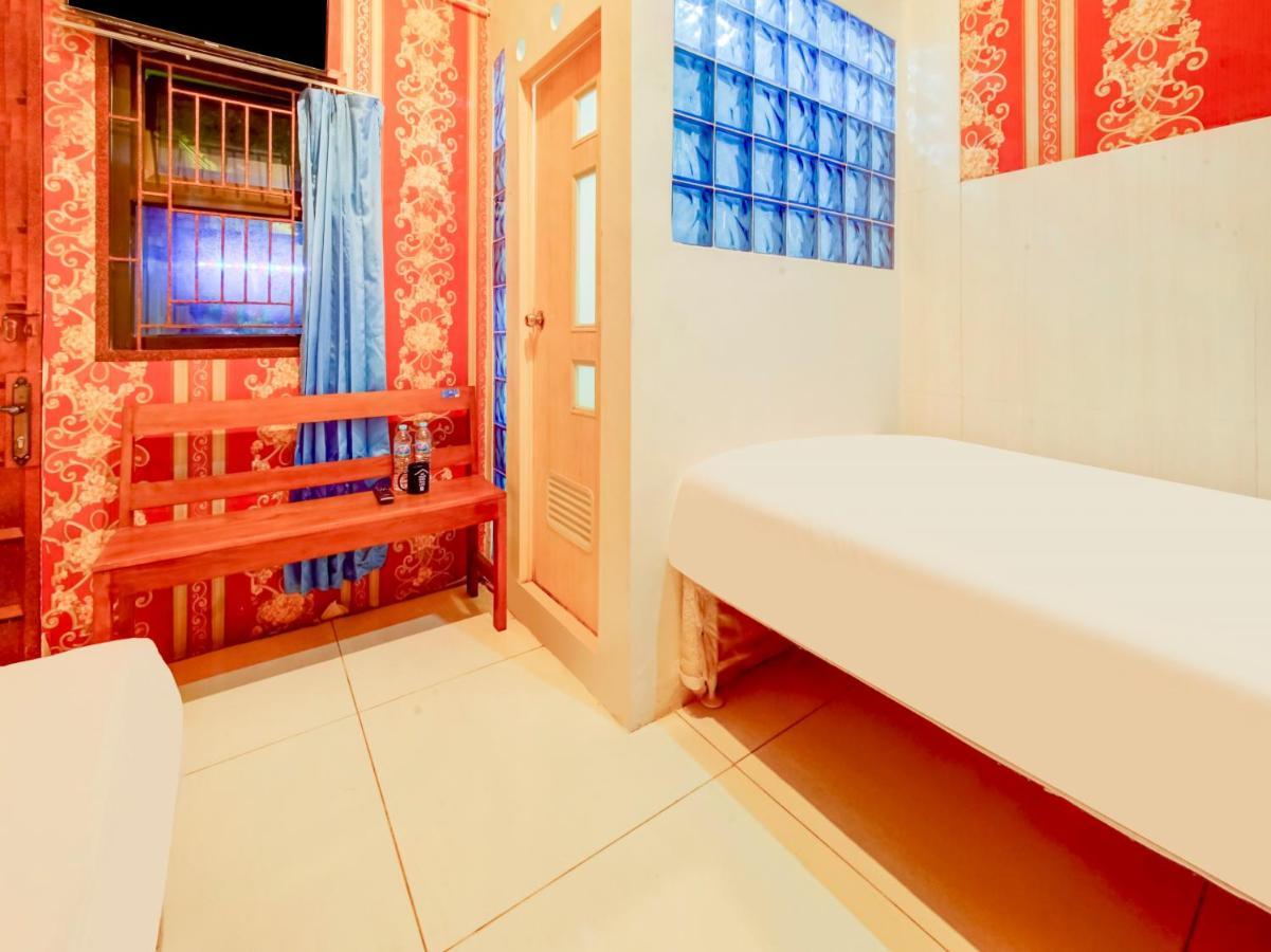 מאלאנג Oyo Life 3103 Opo Homestay & Kost מראה חיצוני תמונה